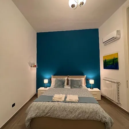 La Casa Di Marty Apartment *